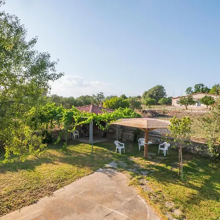 Country House Pidasos *